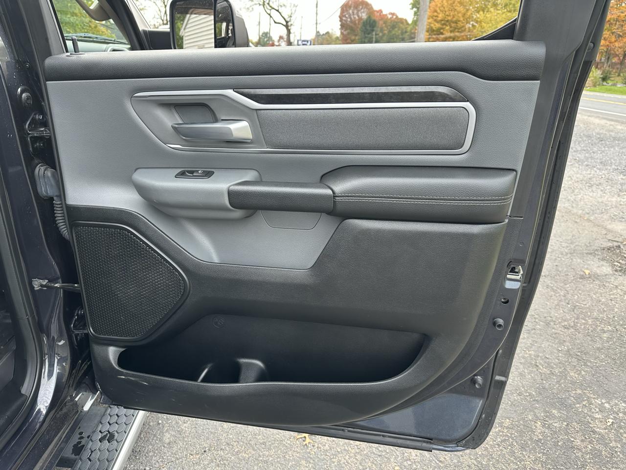 RAM 1500 Big Horn Crew Cab LWB 4WD 2020