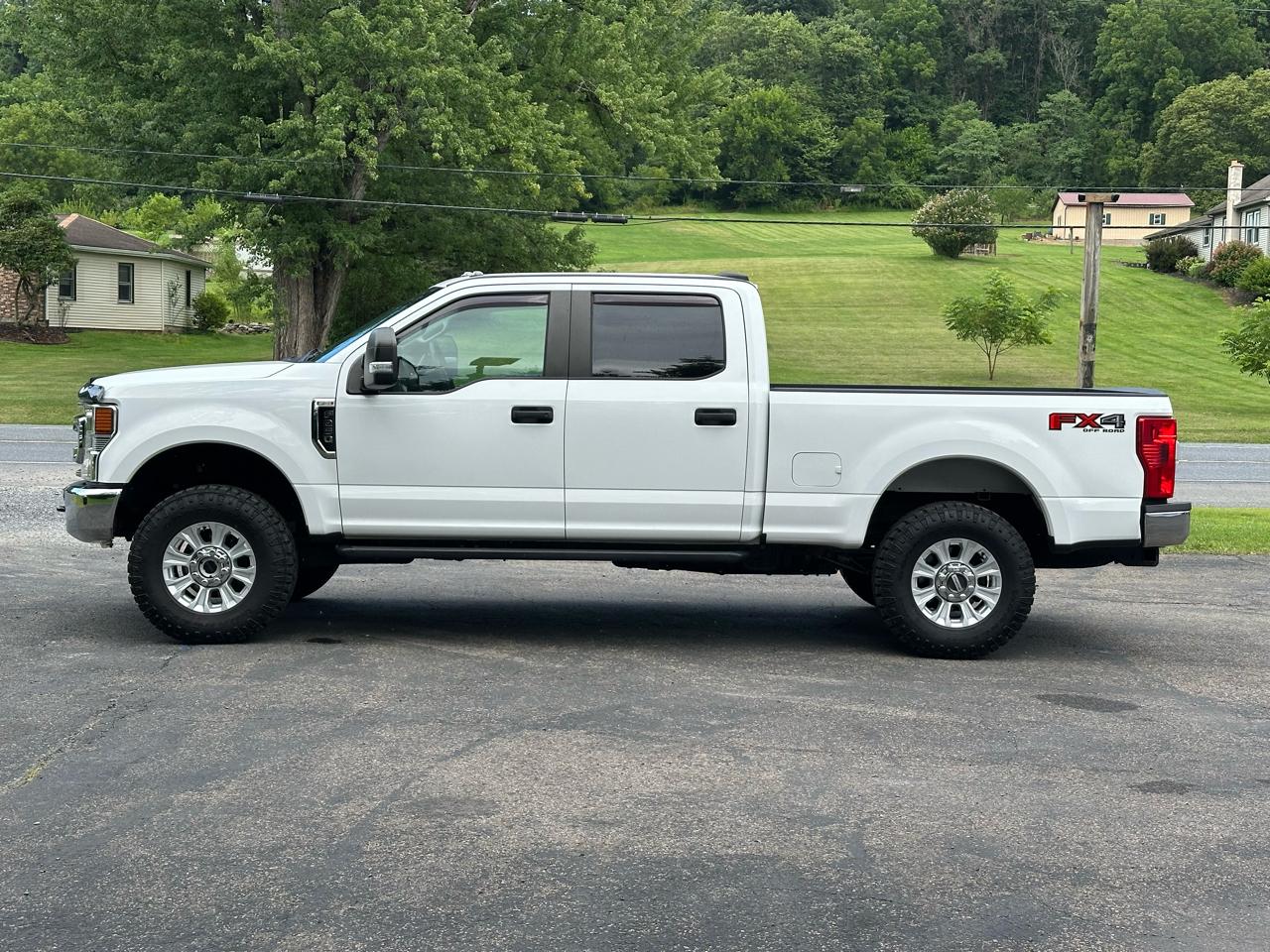 Ford F-250 SD XL Crew Cab 4WD 2020