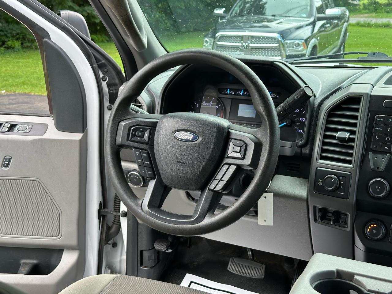 Ford F-250 SD XL Crew Cab 4WD 2020