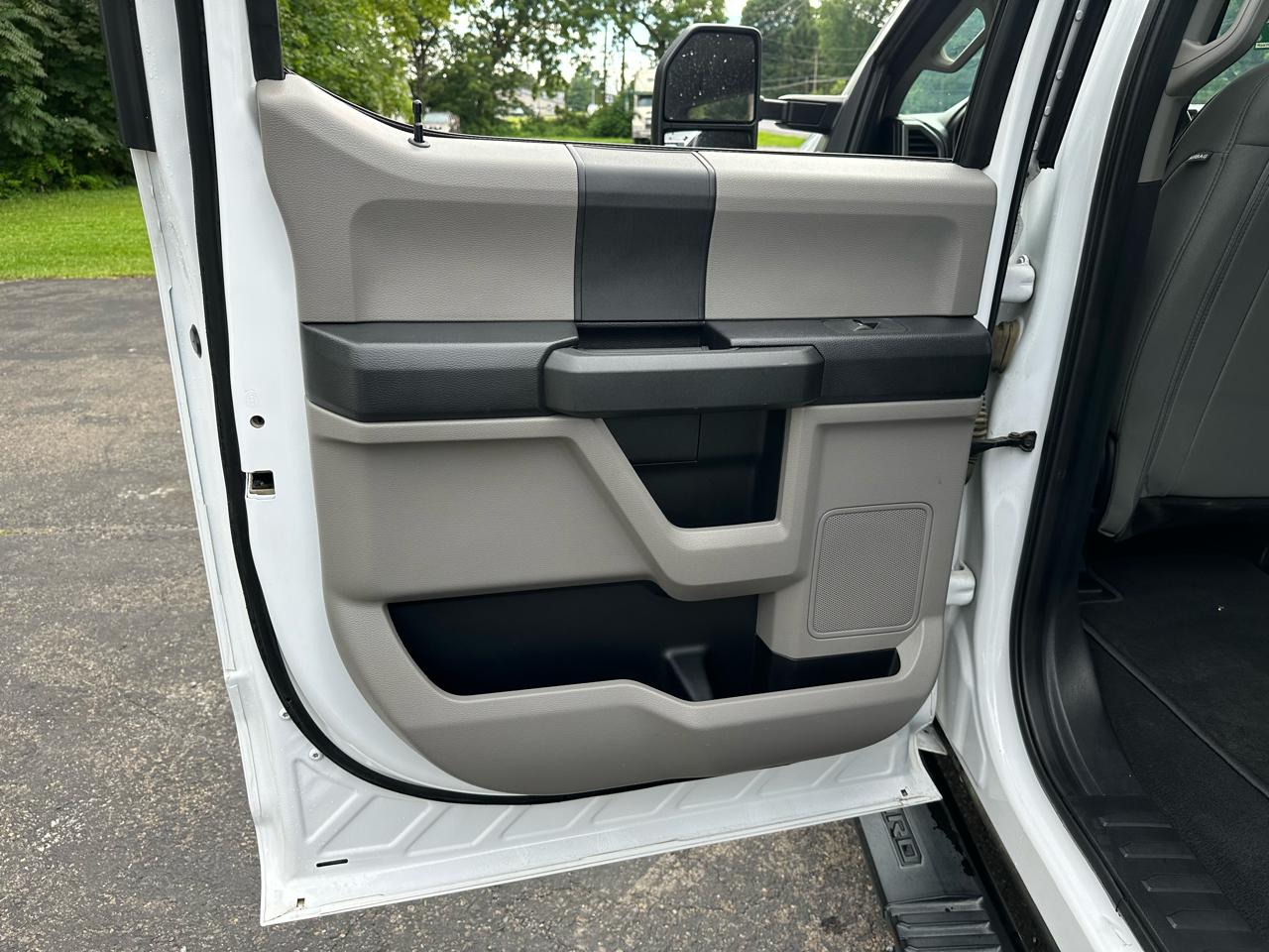 Ford F-250 SD XL Crew Cab 4WD 2021