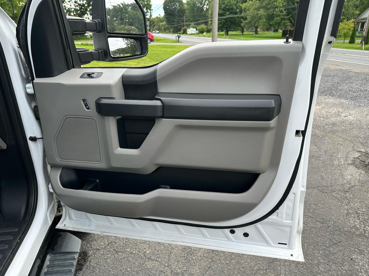 Ford F-250 SD XL Crew Cab 4WD 2021