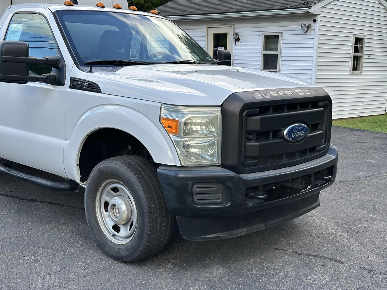 Ford F-350 SD XL 4WD 2011