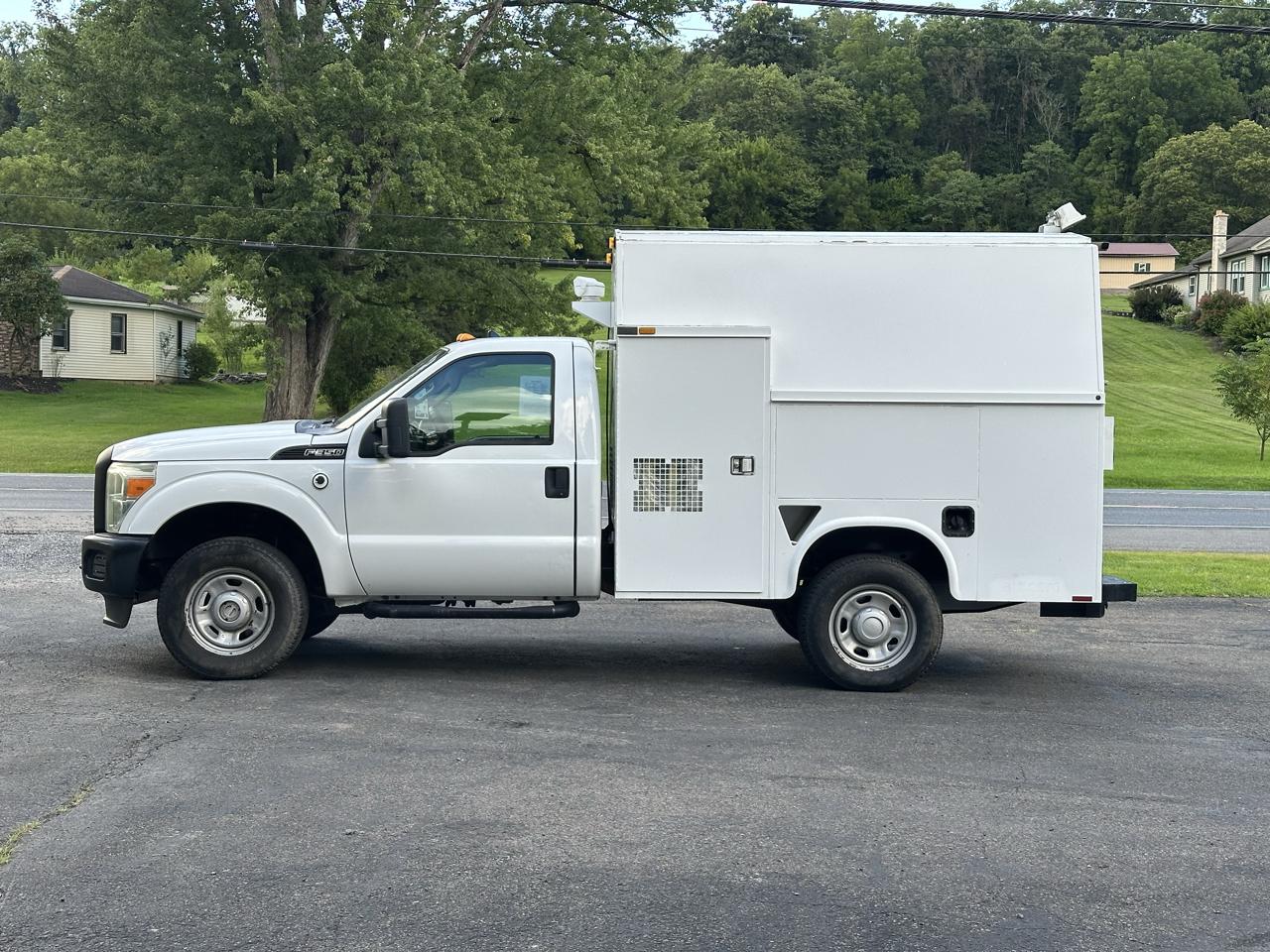 Ford F-350 SD XL 4WD 2011