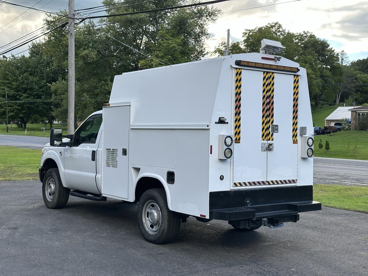 Ford F-350 SD XL 4WD 2011