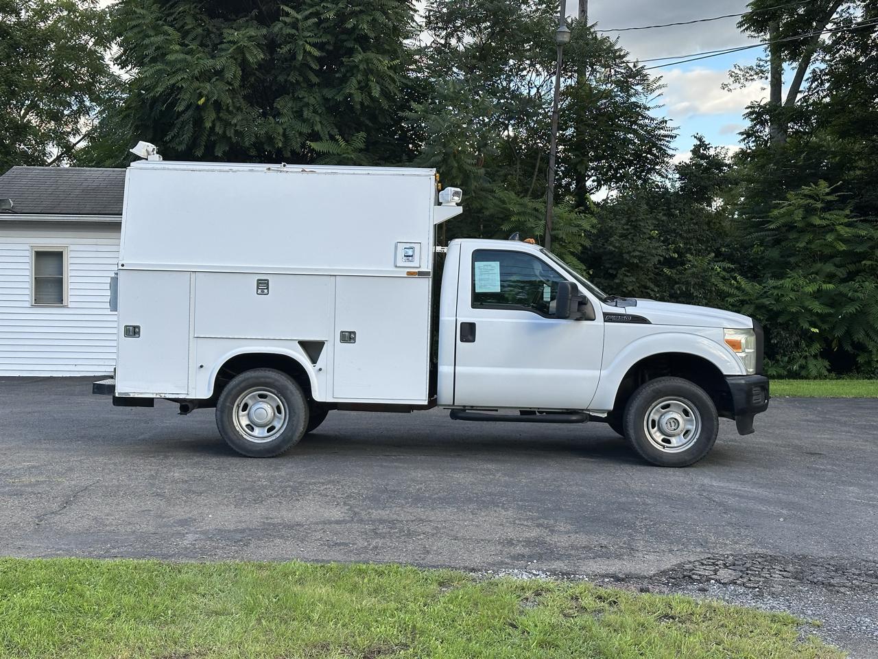 Ford F-350 SD XL 4WD 2011