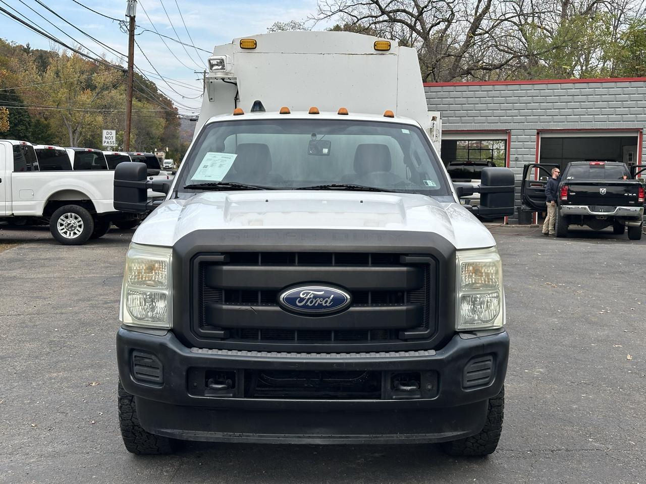 Ford F-350 SD XL 4WD 2011
