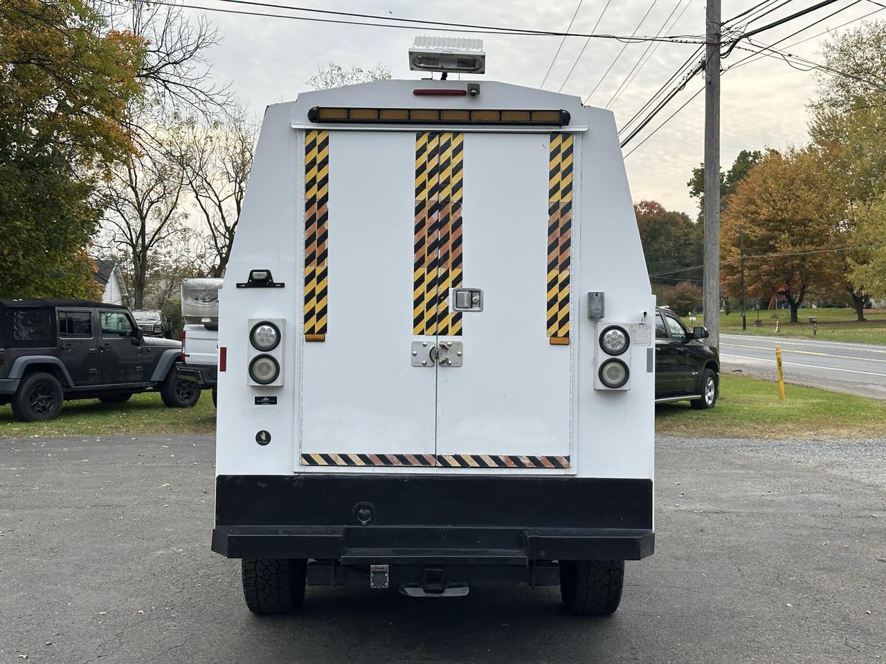 Ford F-350 SD XL 4WD 2011