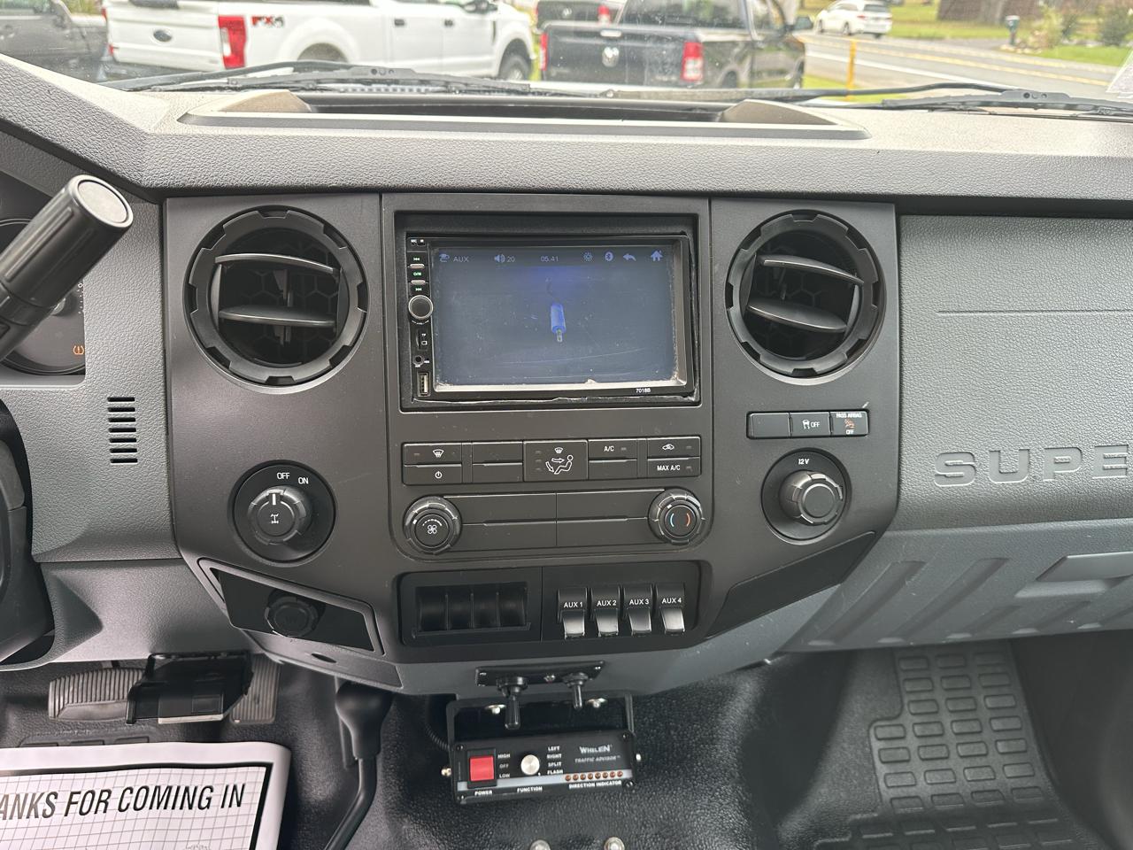 Ford F-350 SD XL 4WD 2011