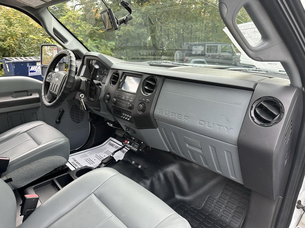 Ford F-350 SD XL 4WD 2011