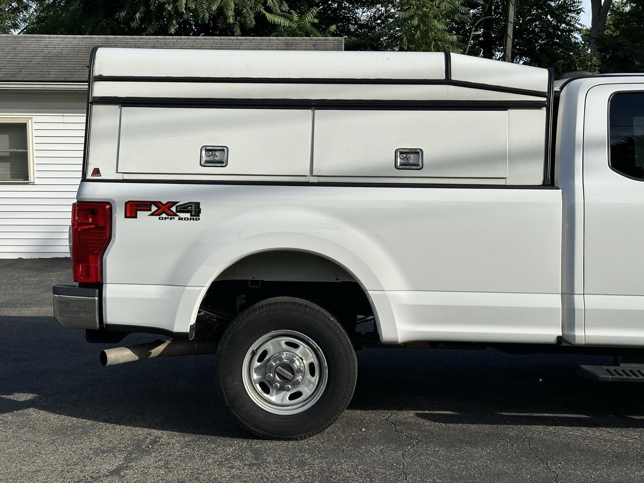 Ford F-250 SD XL SuperCab Long Bed 4WD 2021