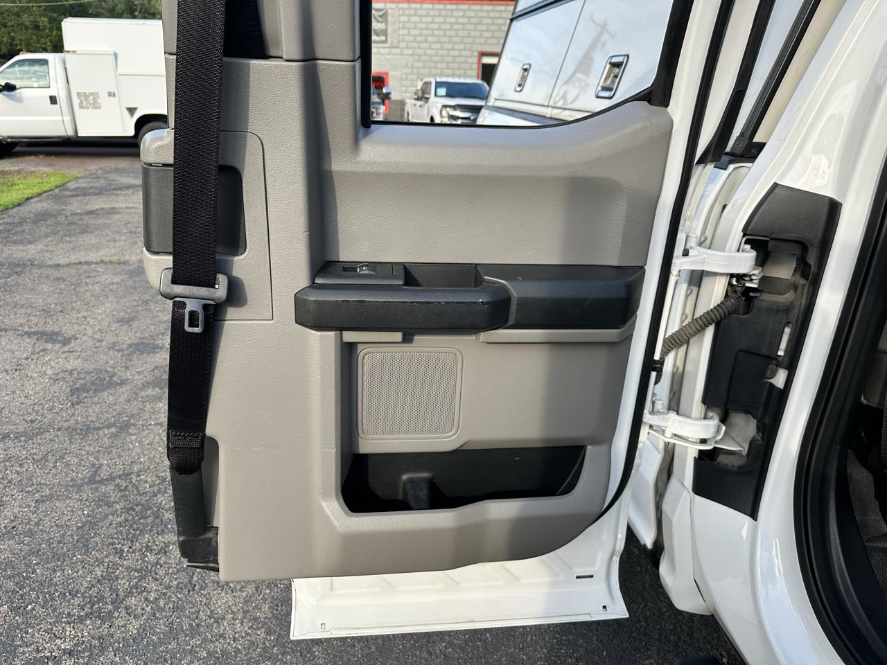Ford F-250 SD XL SuperCab Long Bed 4WD 2021