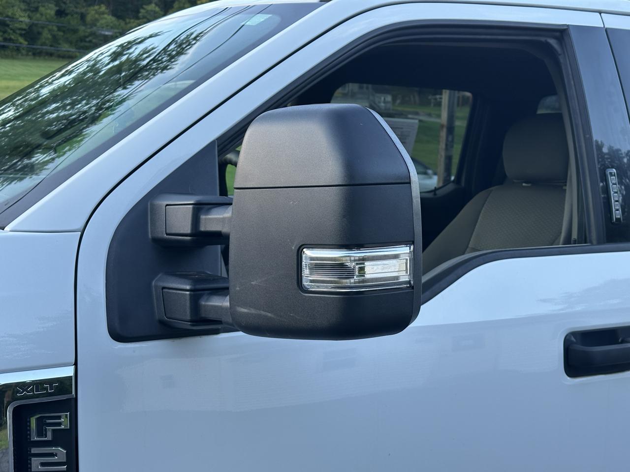Ford F-250 SD XLT Crew Cab 4WD 2019