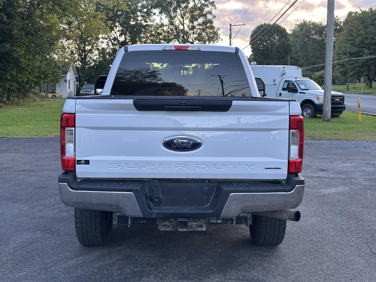 Ford F-250 SD XLT Crew Cab 4WD 2019