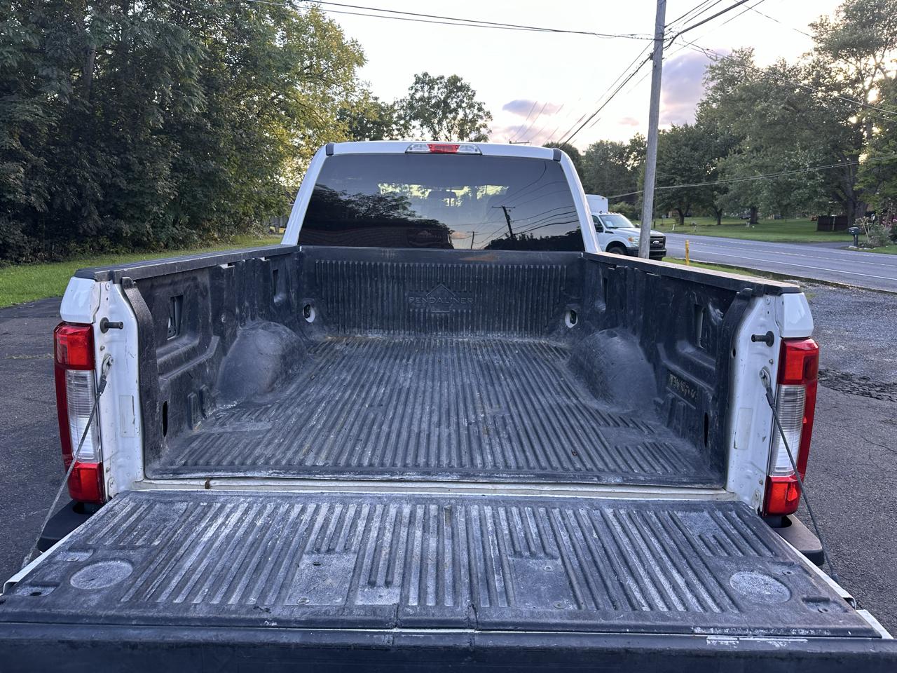 Ford F-250 SD XLT Crew Cab 4WD 2019