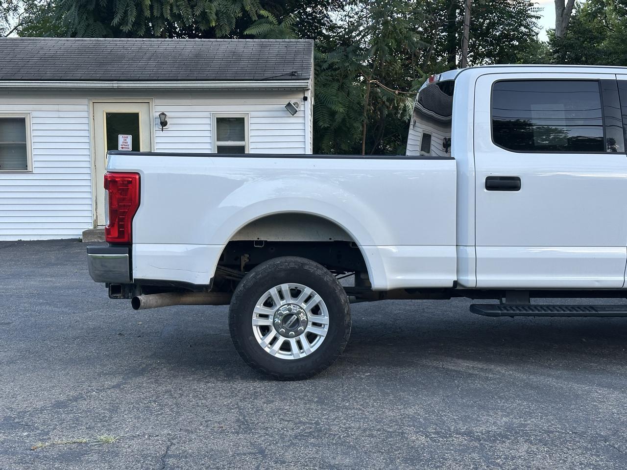 Ford F-250 SD XLT Crew Cab 4WD 2019