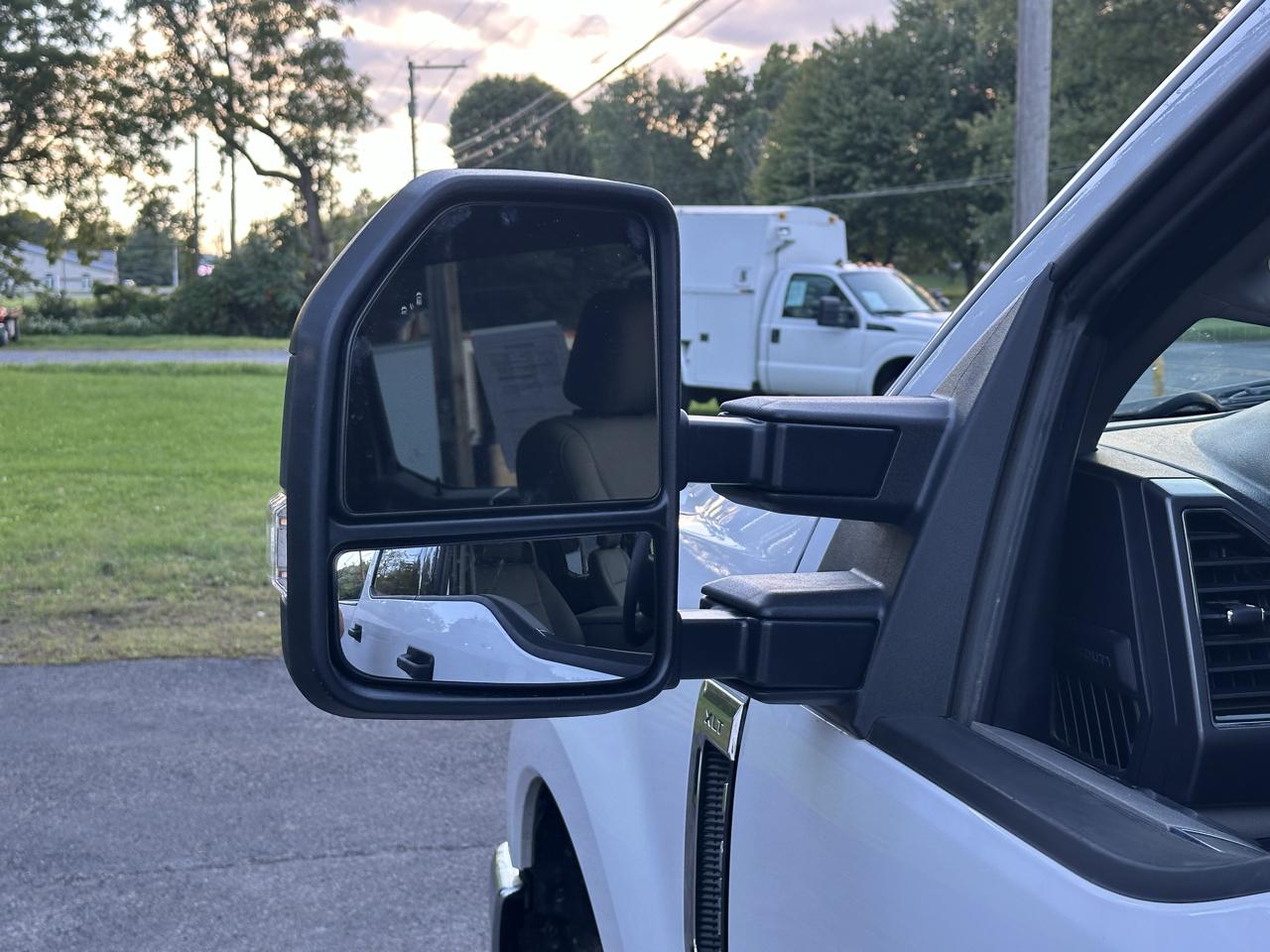 Ford F-250 SD XLT Crew Cab 4WD 2019