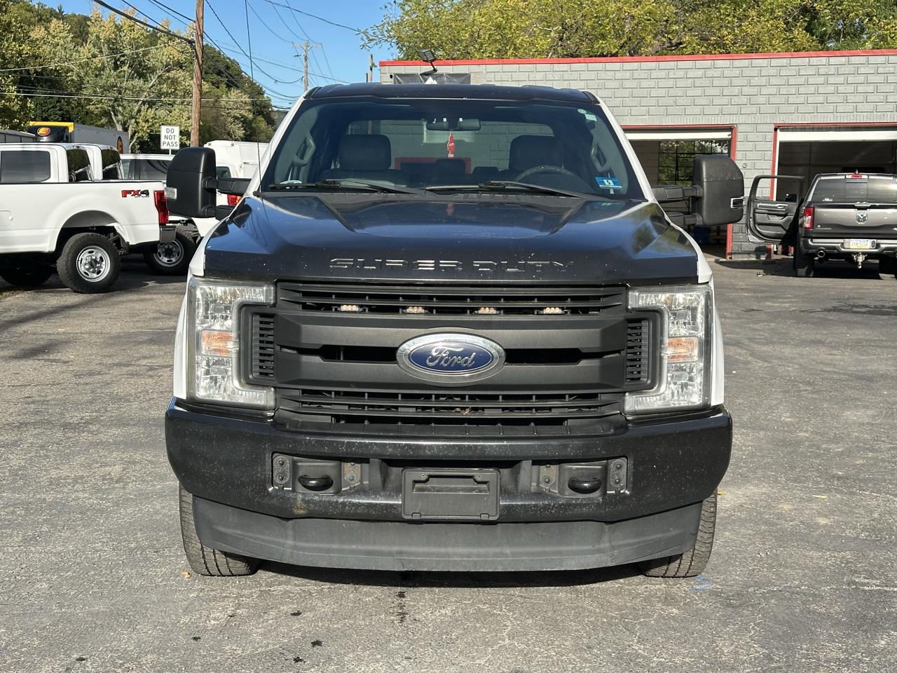 Ford F-250 SD XL Crew Cab Long Bed 4WD 2017