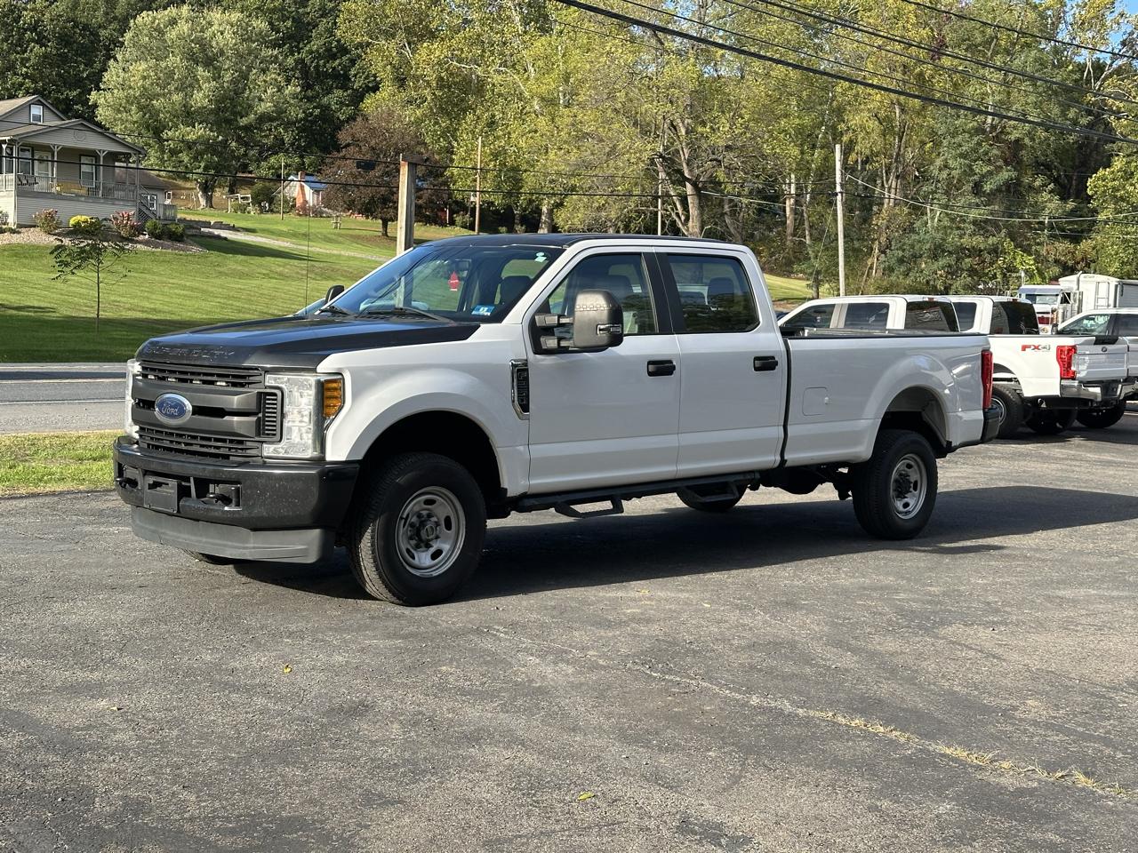 Ford F-250 SD XL Crew Cab Long Bed 4WD 2017