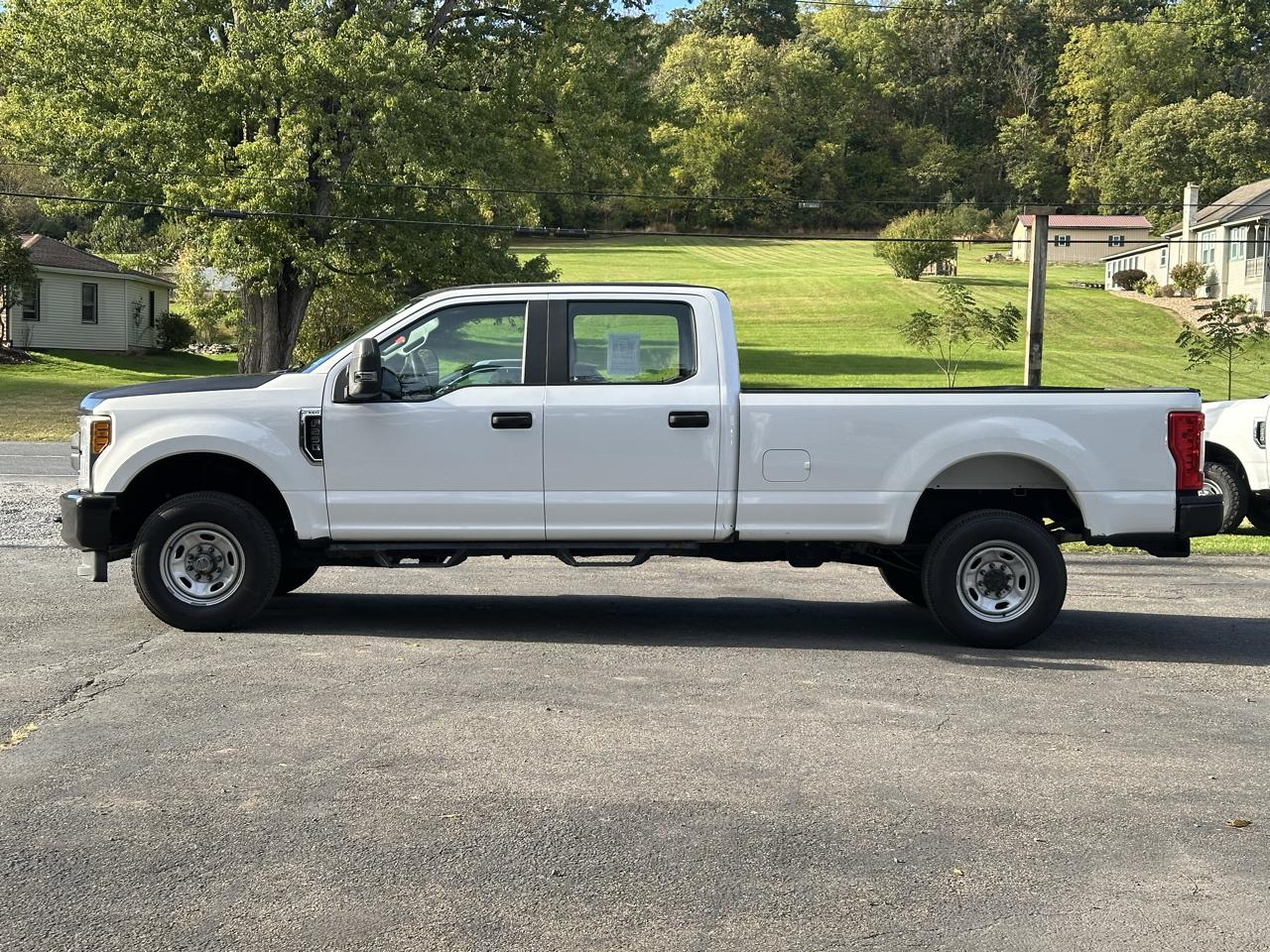 Ford F-250 SD XL Crew Cab Long Bed 4WD 2017