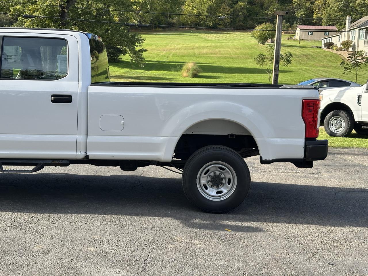 Ford F-250 SD XL Crew Cab Long Bed 4WD 2017