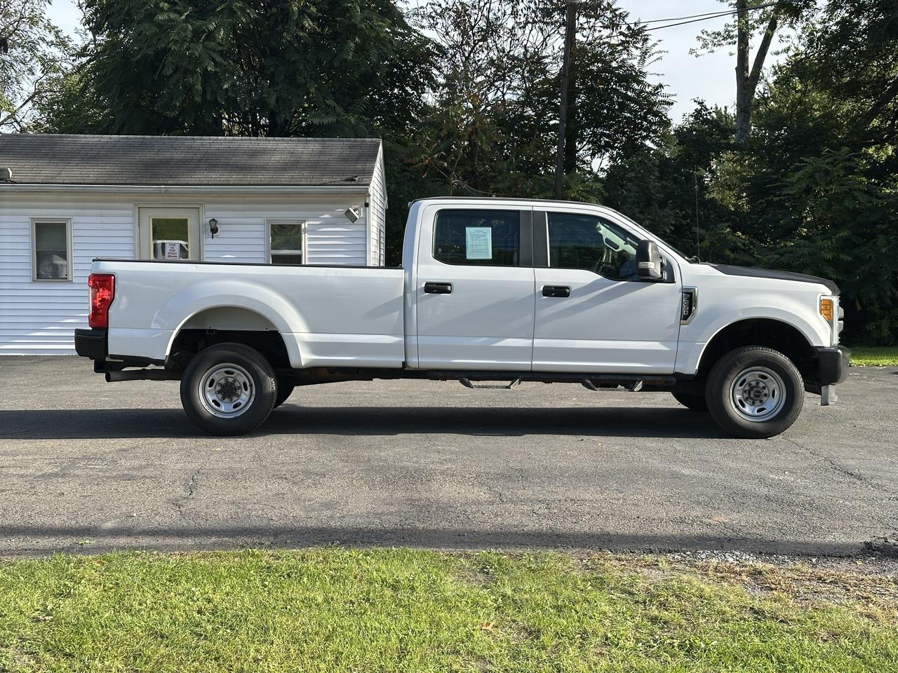 Ford F-250 SD XL Crew Cab Long Bed 4WD 2017