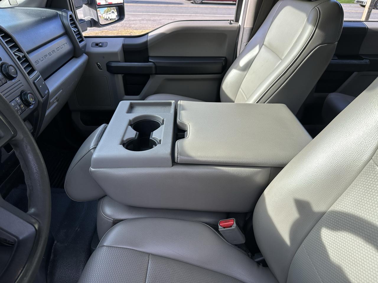 Ford F-250 SD XL Crew Cab Long Bed 4WD 2017