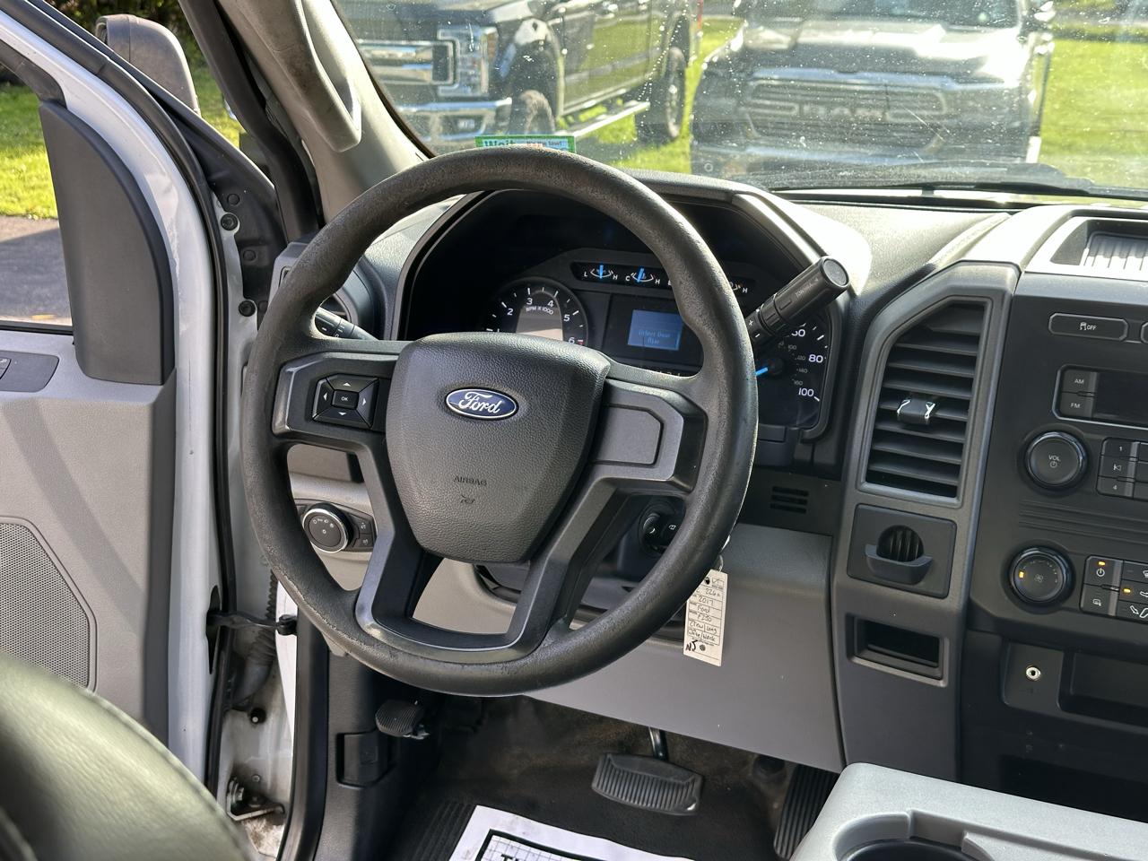 Ford F-250 SD XL Crew Cab Long Bed 4WD 2017