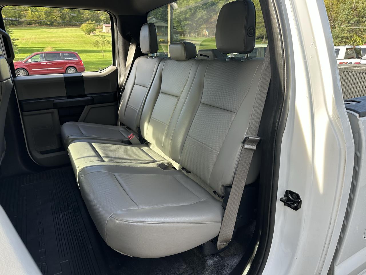 Ford F-250 SD XL Crew Cab Long Bed 4WD 2017