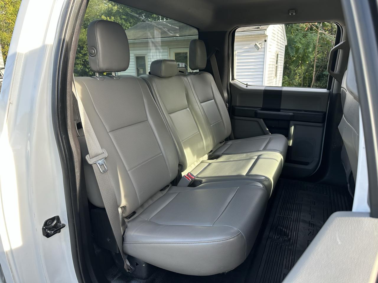 Ford F-250 SD XL Crew Cab Long Bed 4WD 2017