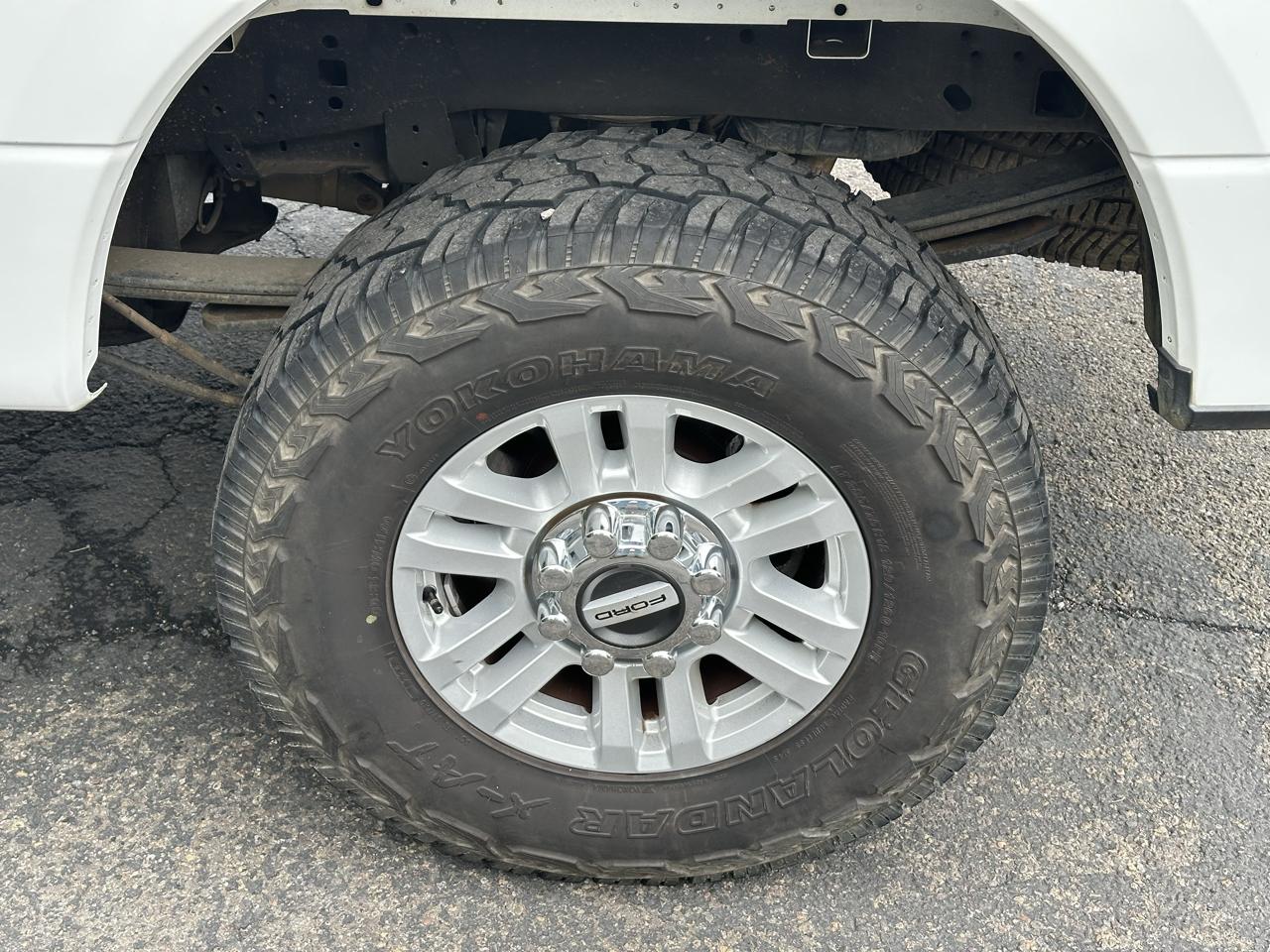 Ford F-250 SD XL Crew Cab 4WD 2017
