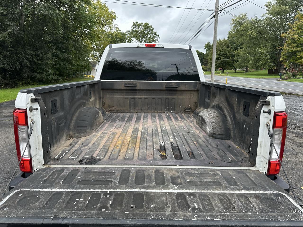 Ford F-250 SD XL Crew Cab 4WD 2017