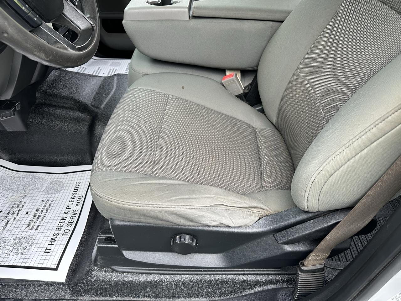 Ford F-250 SD XL Crew Cab 4WD 2017
