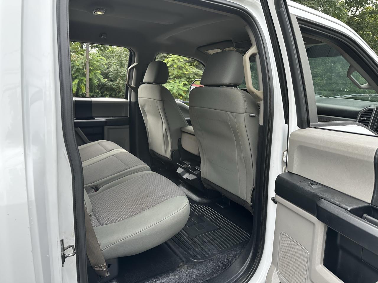 Ford F-250 SD XL Crew Cab 4WD 2017