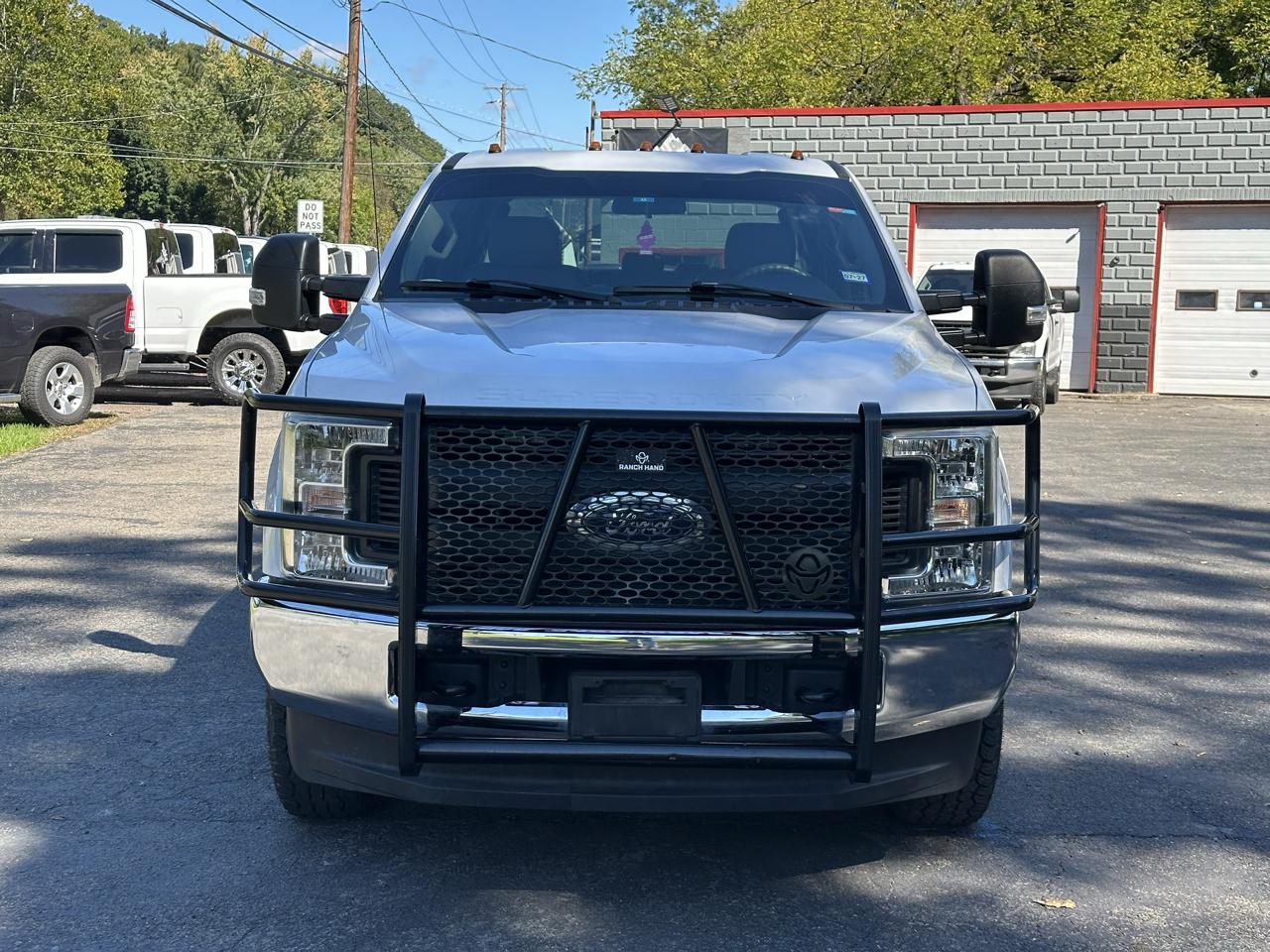 Ford F-250 SD XL Crew Cab Long Bed 4WD 2019