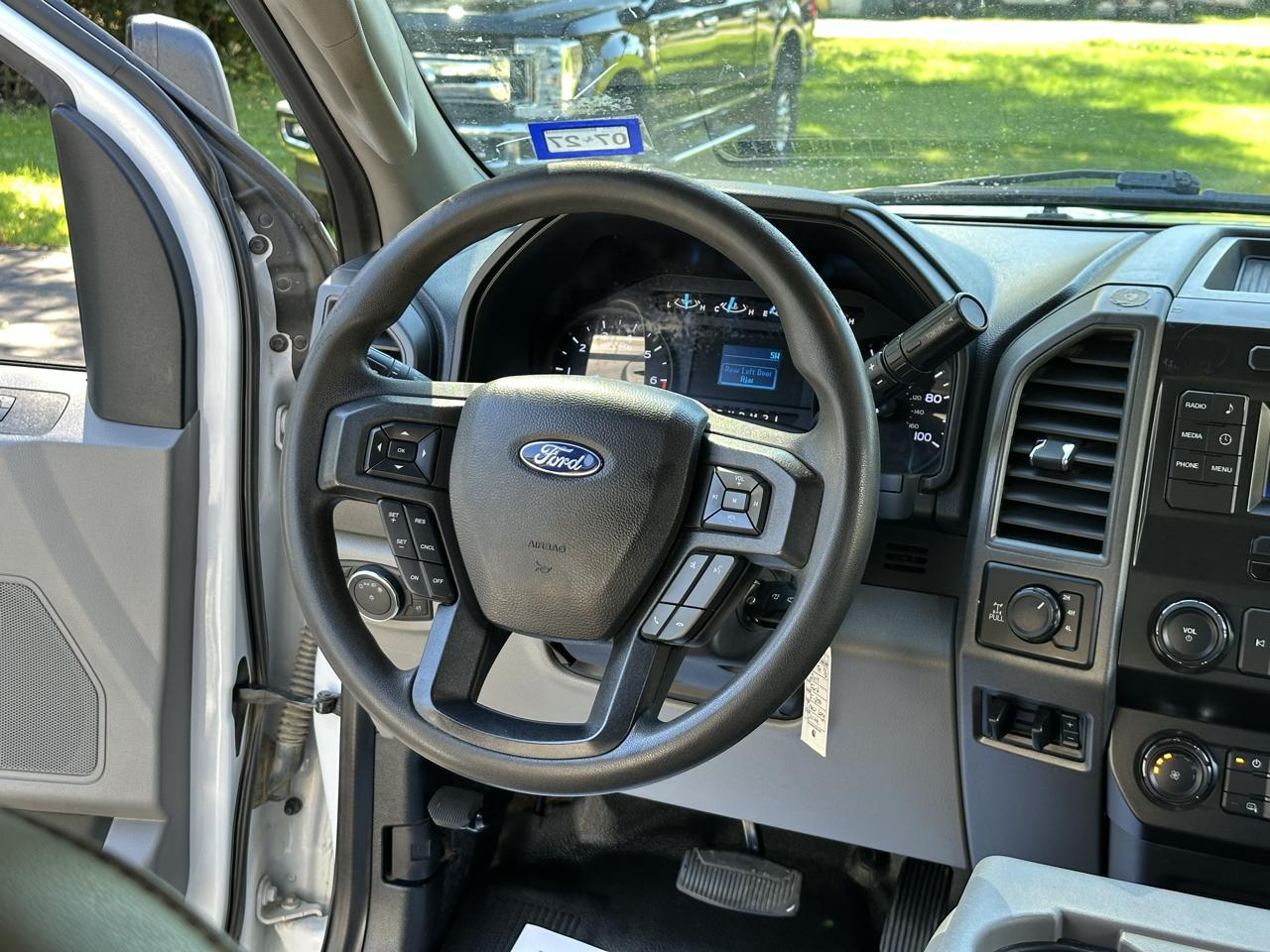 Ford F-250 SD XL Crew Cab Long Bed 4WD 2019