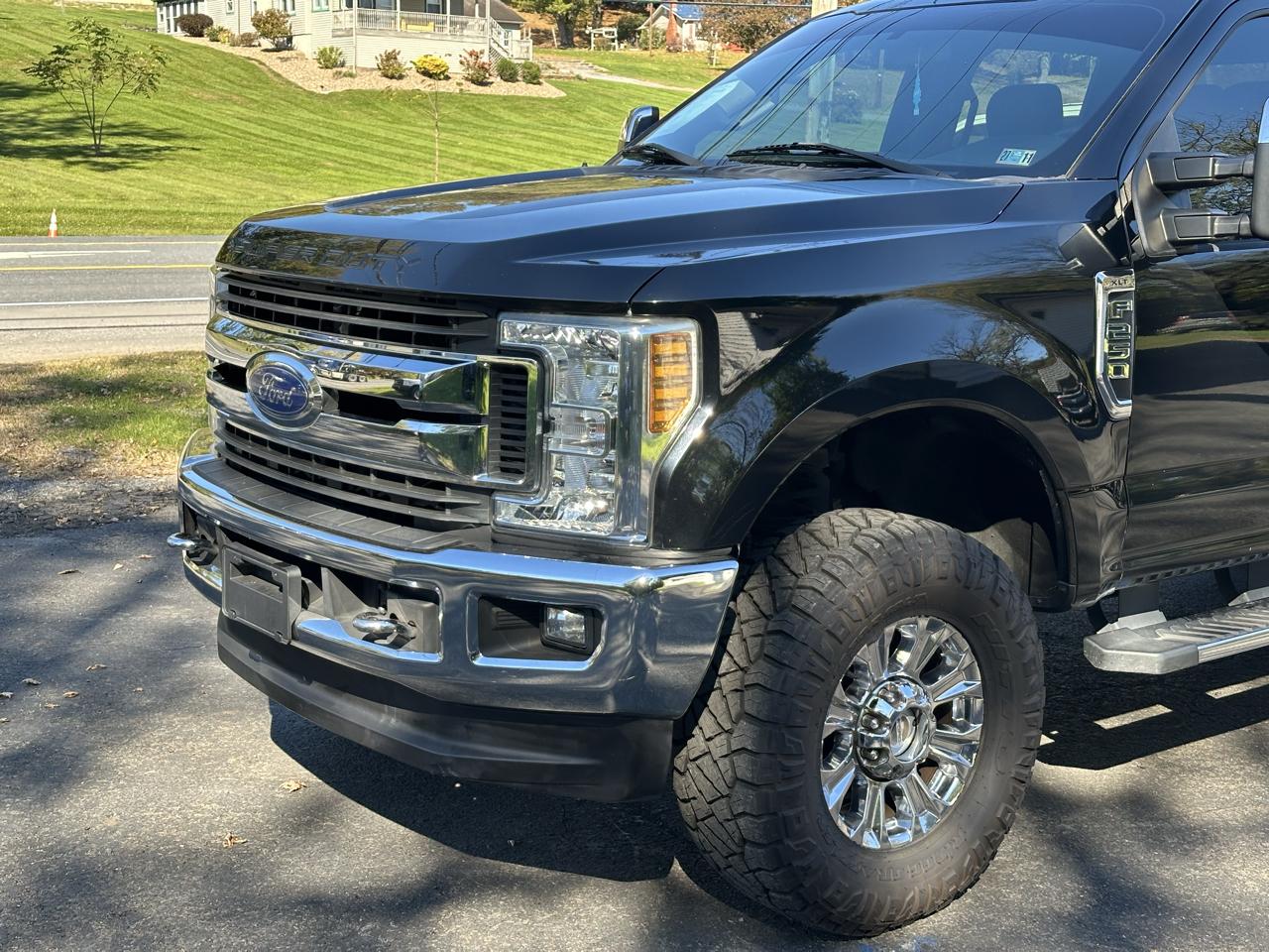 Ford F-250 SD XLT Crew Cab 4WD 2018