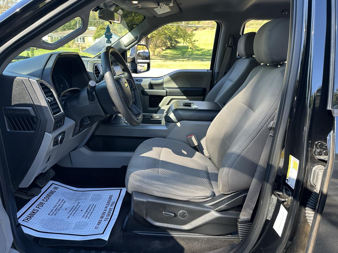 Ford F-250 SD XLT Crew Cab 4WD 2018