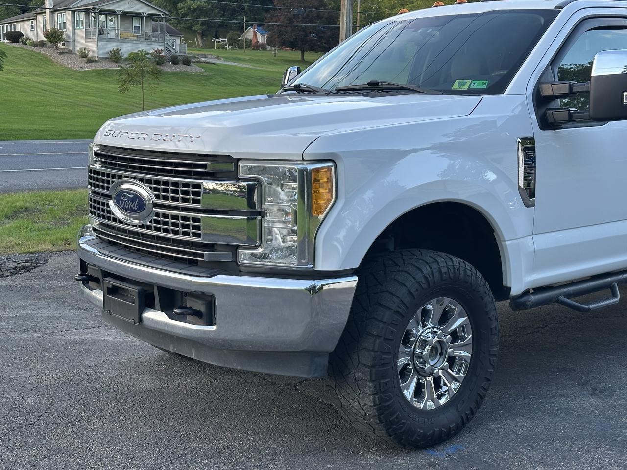 Ford F-250 SD XL Crew Cab 4WD 2017