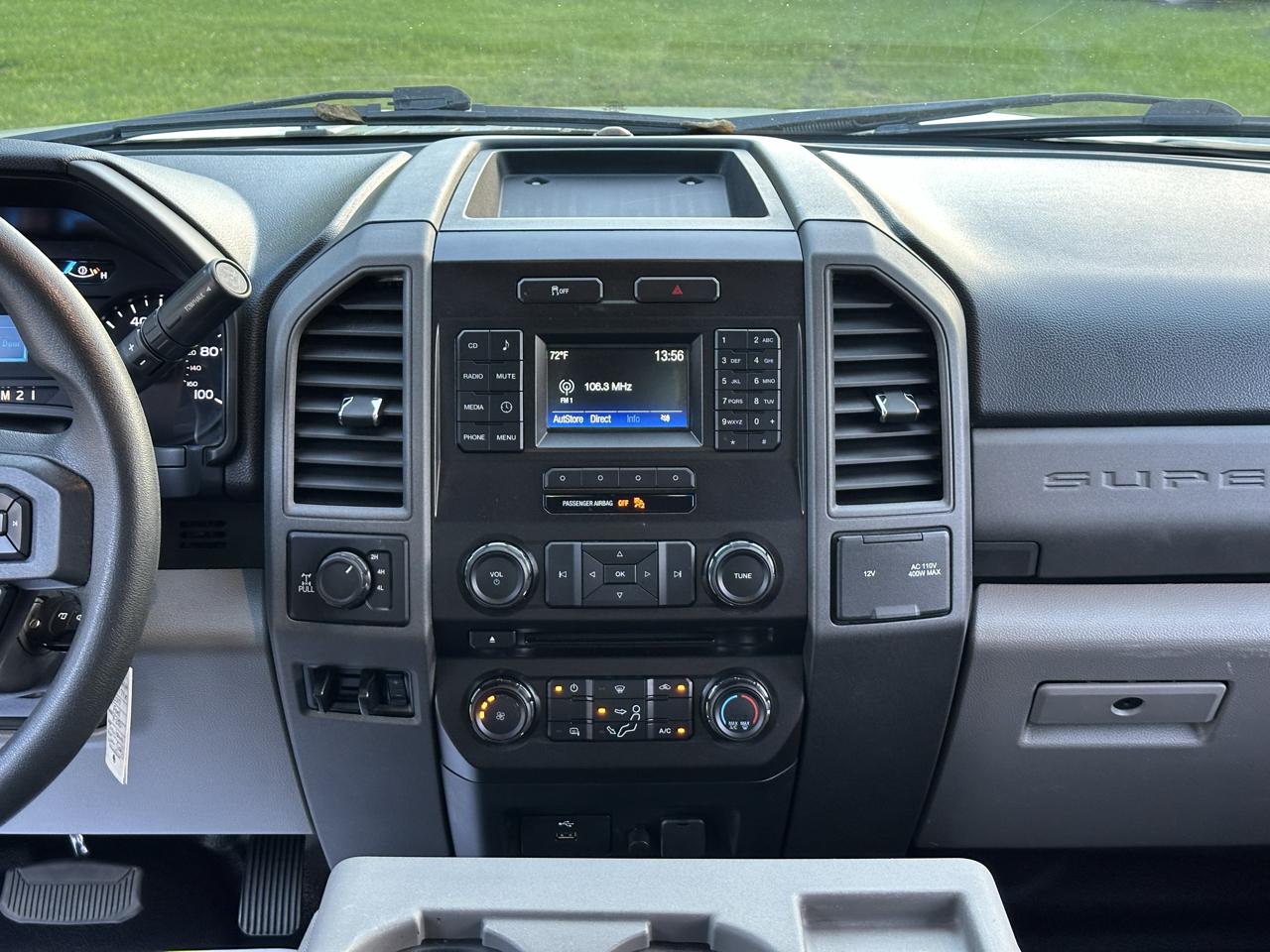 Ford F-250 SD XL Crew Cab 4WD 2017