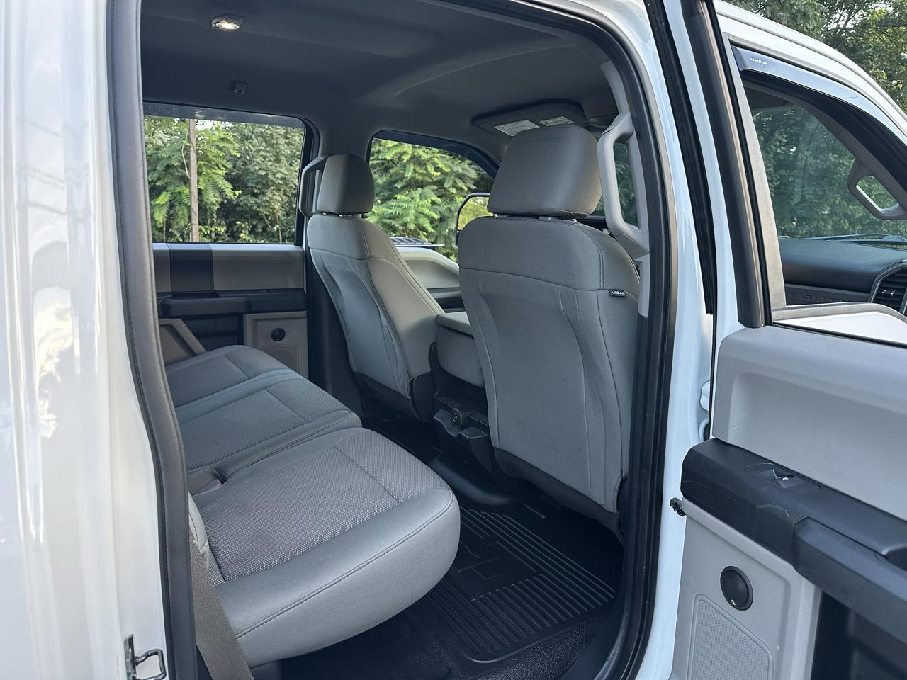 Ford F-250 SD XL Crew Cab 4WD 2017