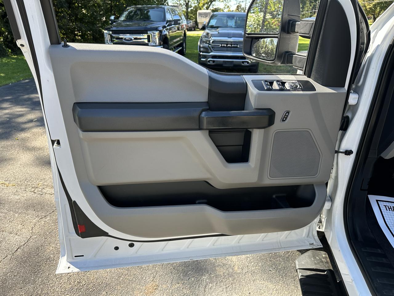 Ford F-250 SD XL SuperCab Long Bed 4WD 2021