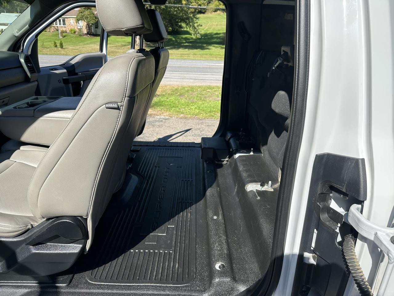 Ford F-250 SD XL SuperCab Long Bed 4WD 2021