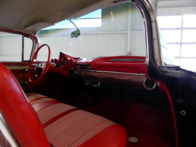 1960 Chevrolet Impala 32