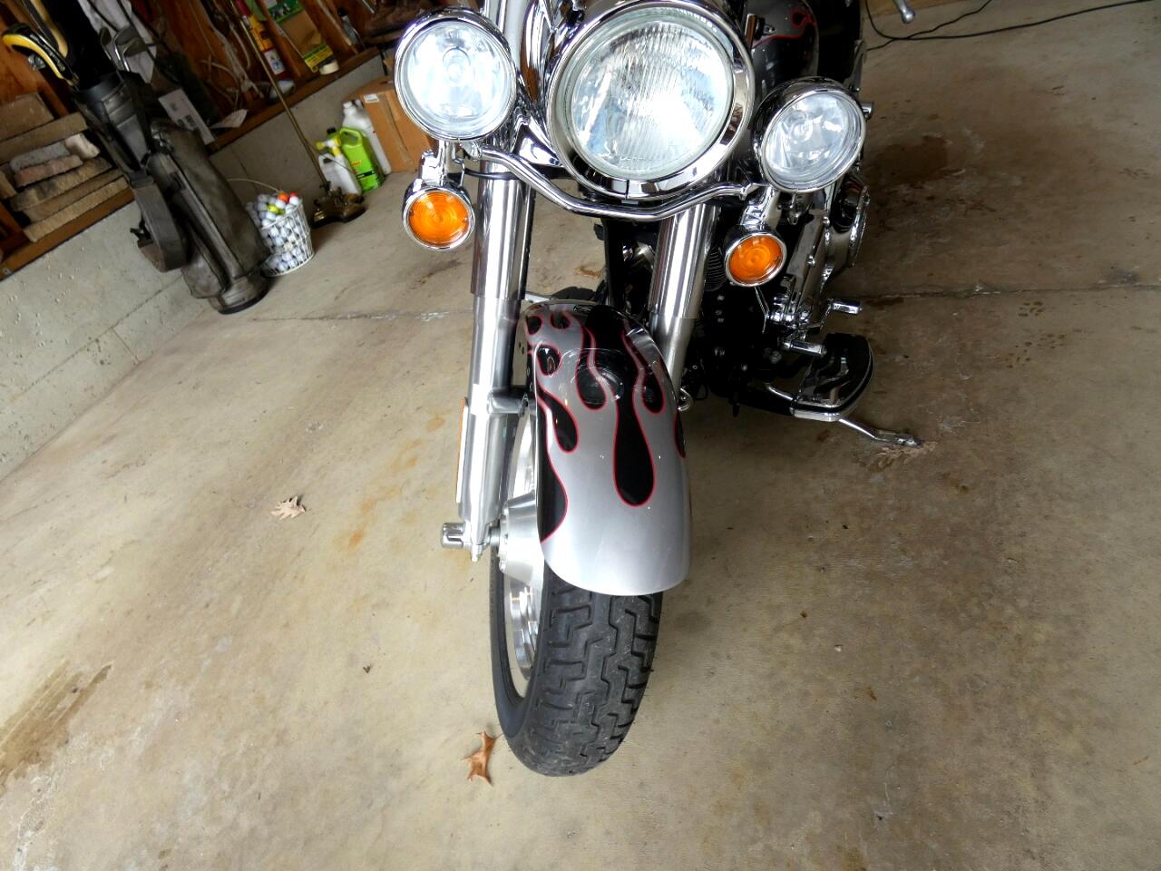2004 Harley-Davidson FLSTFI 40