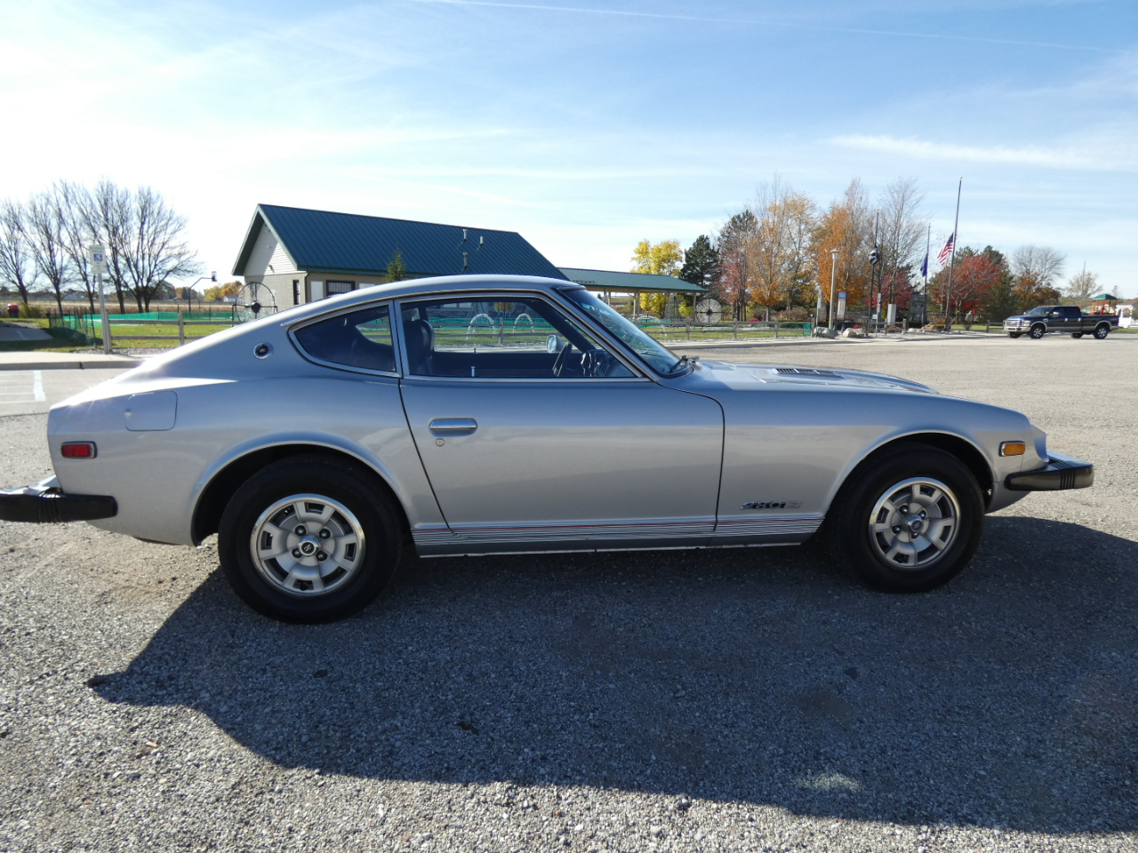 Nissan 280ZX 2dr Coupe 5-Spd 1977