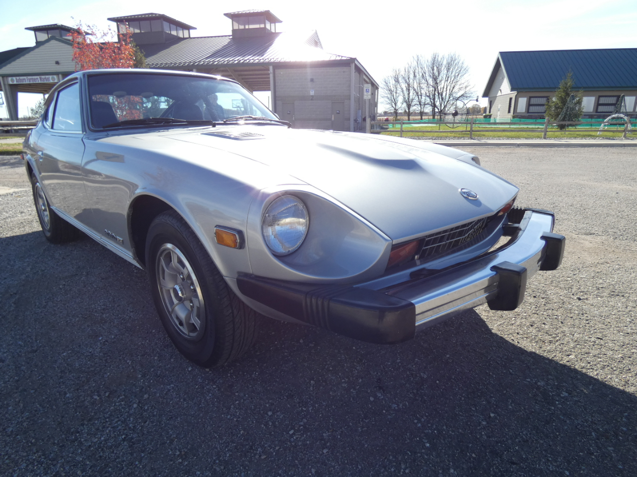 Nissan 280ZX 2dr Coupe 5-Spd 1977