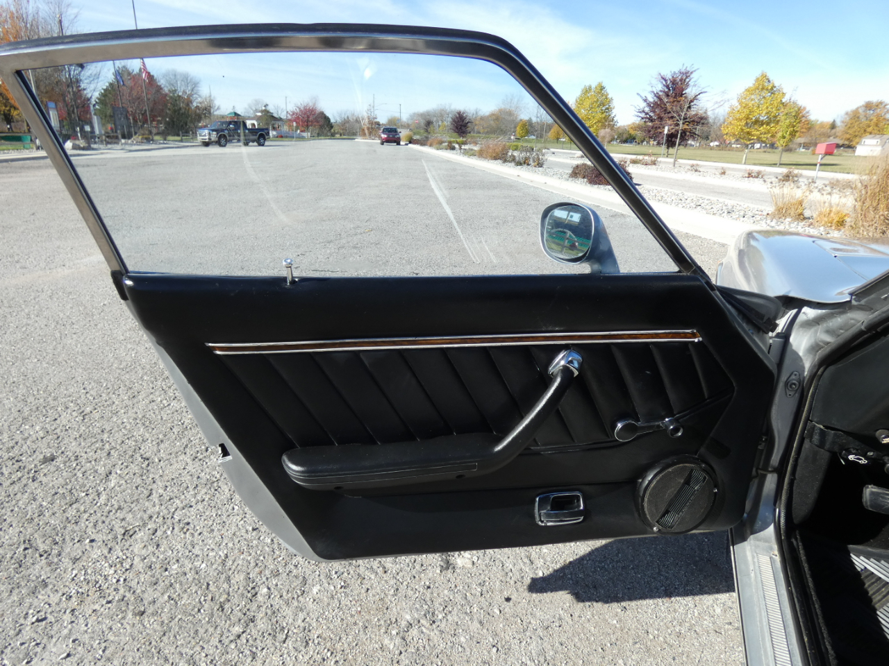 Nissan 280ZX 2dr Coupe 5-Spd 1977