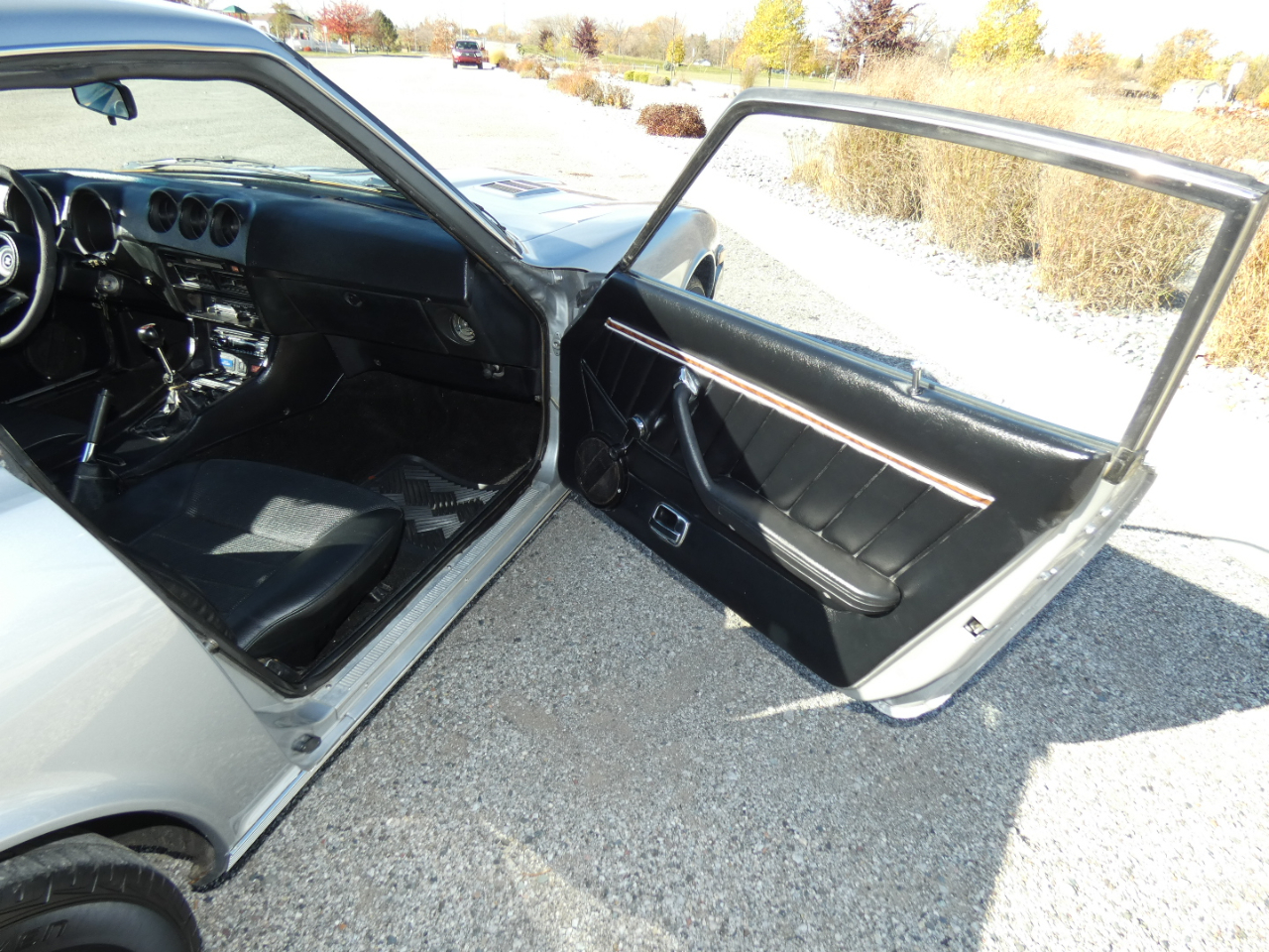 Nissan 280ZX 2dr Coupe 5-Spd 1977