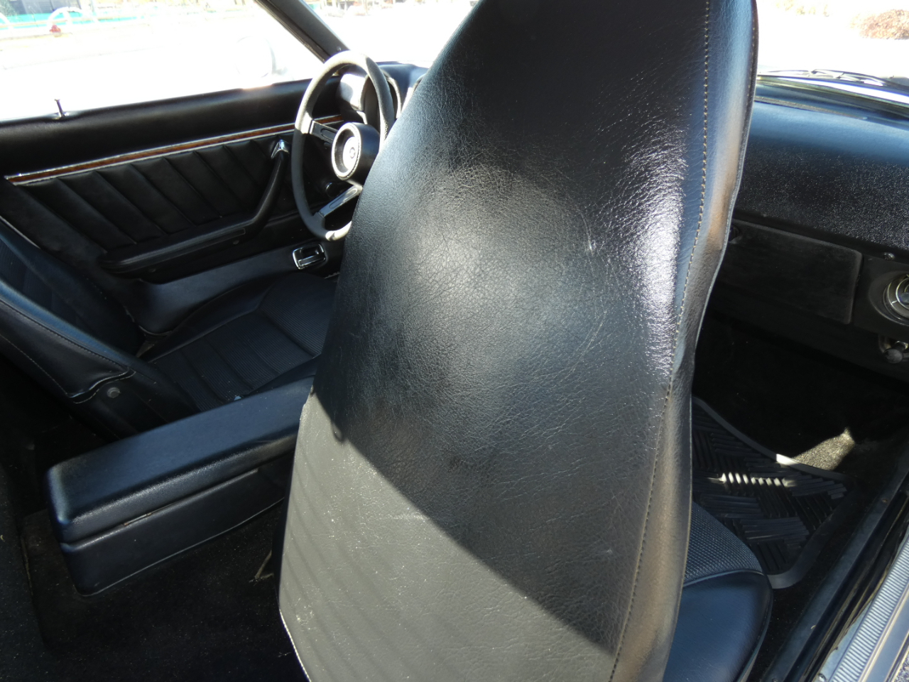 Nissan 280ZX 2dr Coupe 5-Spd 1977