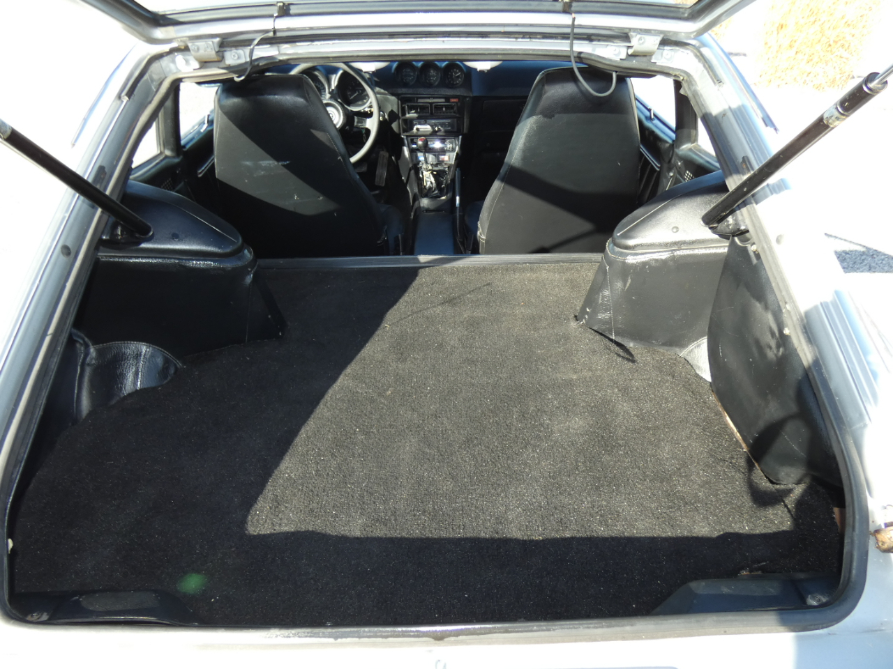 Nissan 280ZX 2dr Coupe 5-Spd 1977